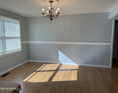 456 Hulse Avenue - Photo Thumbnail 7