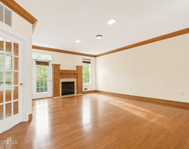 350 Bernard Drive - Photo Thumbnail 13
