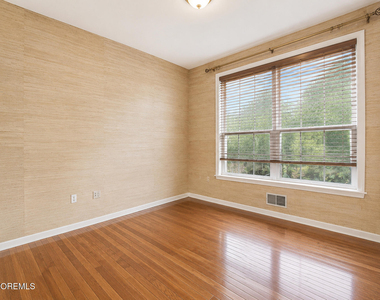 350 Bernard Drive - Photo Thumbnail 15