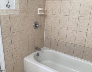 275 Wanaque Ave - Photo Thumbnail 12