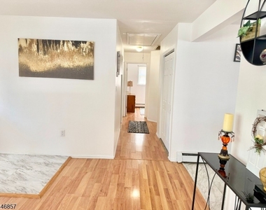 104 Nautilus Dr - Photo Thumbnail 18