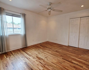 97 Cotswold Circle - Photo Thumbnail 29