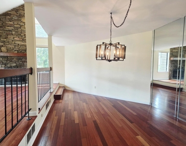 97 Cotswold Circle - Photo Thumbnail 13