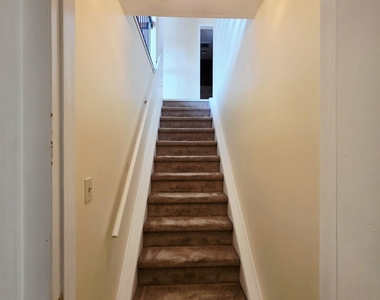 97 Cotswold Circle - Photo Thumbnail 35