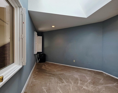 97 Cotswold Circle - Photo Thumbnail 19