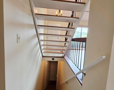97 Cotswold Circle - Photo Thumbnail 32