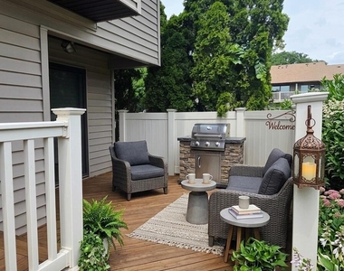 97 Cotswold Circle - Photo Thumbnail 4
