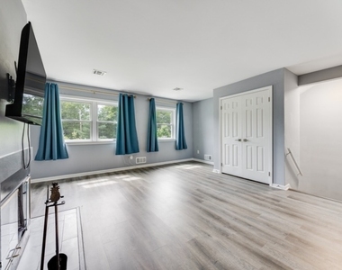 40 Loantaka Way - Photo Thumbnail 7