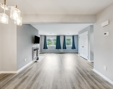 40 Loantaka Way - Photo Thumbnail 3