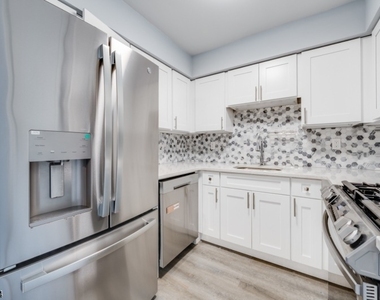 40 Loantaka Way - Photo Thumbnail 1