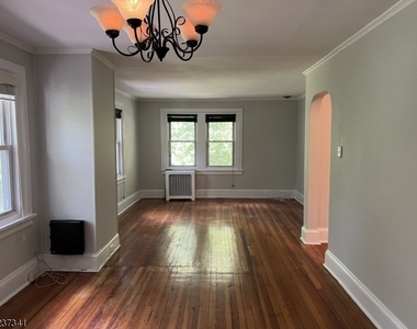 100 Wootton Road - Photo Thumbnail 5