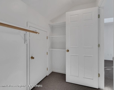 1708 Lake Drive - Photo Thumbnail 41