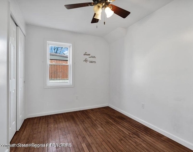 1708 Lake Drive - Photo Thumbnail 22