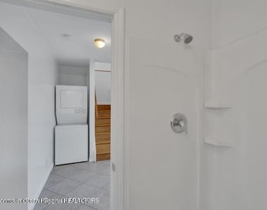 1708 Lake Drive - Photo Thumbnail 35