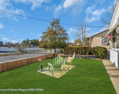 1708 Lake Drive - Photo Thumbnail 9