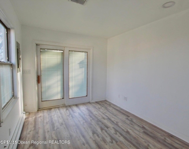 9 Kearney Street - Photo Thumbnail 12