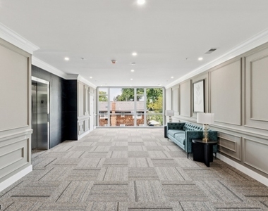 140 W Webster Ave - Photo Thumbnail 27