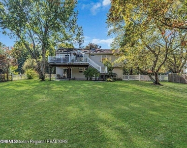 541 Frank Applegate Road - Photo Thumbnail 29