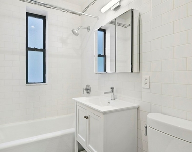 East 70th Street - Photo Thumbnail 6