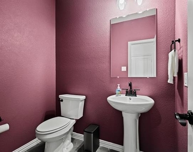 1724 Emmanuel Lane - Photo Thumbnail 26