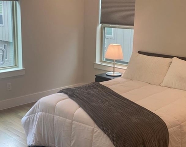 1802 Deacon Hill - Photo Thumbnail 29