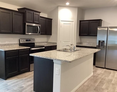 9104 Herringbone Drive - Photo Thumbnail 3