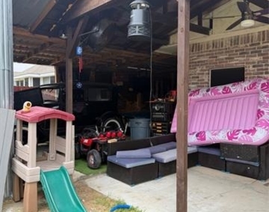 1137 Robin Circle - Photo Thumbnail 19