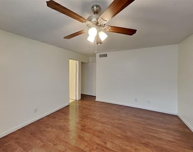 5045 Thompson Drive - Photo Thumbnail 7