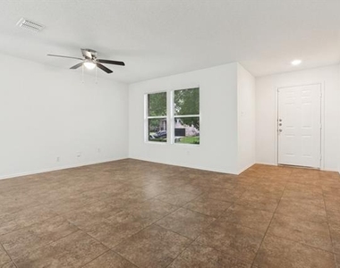 2508 Clear Brook Drive - Photo Thumbnail 3