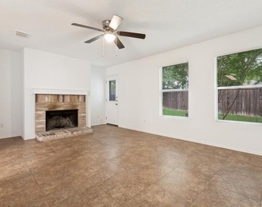 2508 Clear Brook Drive - Photo Thumbnail 7