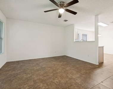 2508 Clear Brook Drive - Photo Thumbnail 8