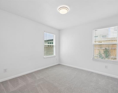 1312 Valley Street - Photo Thumbnail 24