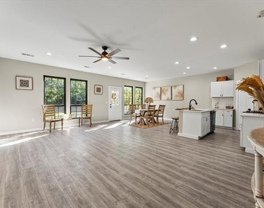 3907 Simonds Street - Photo Thumbnail 13