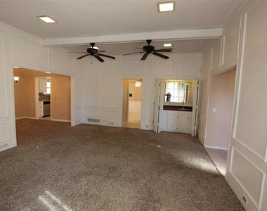 3504 Hilltop Lane - Photo Thumbnail 5