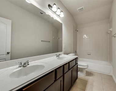 1900 Abby Creek Drive - Photo Thumbnail 19