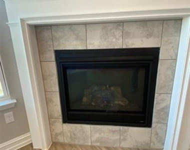 2816 Redbud Lane - Photo Thumbnail 10