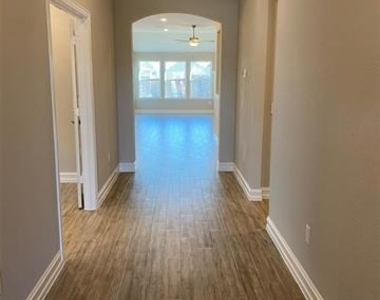 2816 Redbud Lane - Photo Thumbnail 1