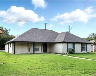 1507 River Hill Drive - Photo Thumbnail 6