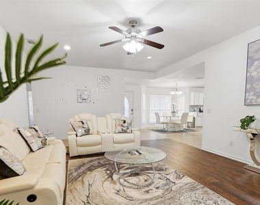 1507 River Hill Drive - Photo Thumbnail 2