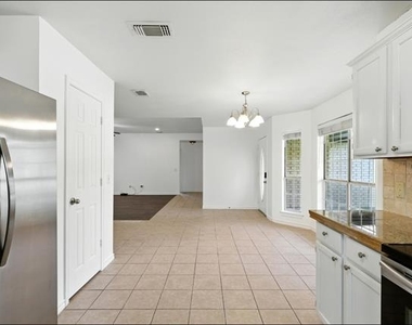 1507 River Hill Drive - Photo Thumbnail 9