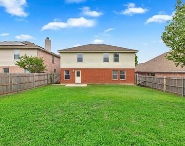 1110 Caroline Drive - Photo Thumbnail 38