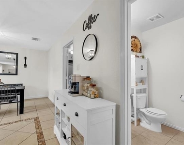 1110 Caroline Drive - Photo Thumbnail 19