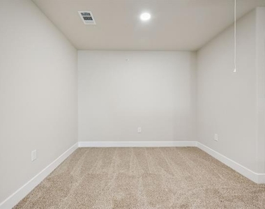 3438 Taas Drive - Photo Thumbnail 22