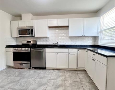 1903 Dryden Drive - Photo Thumbnail 3