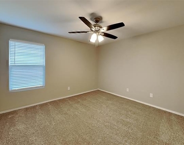 1309 Erin Court - Photo Thumbnail 12