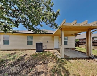1309 Erin Court - Photo Thumbnail 16