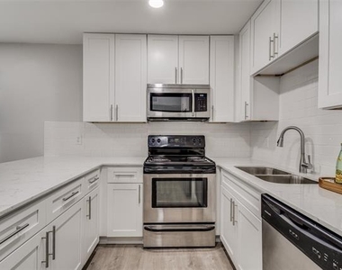 5444 Gaston Avenue - Photo Thumbnail 7