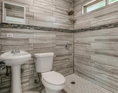 818 E Woodin Boulevard - Photo Thumbnail 24