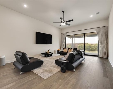 2059 Wimberley Drive - Photo Thumbnail 9