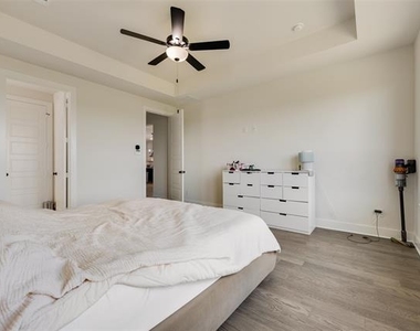 2059 Wimberley Drive - Photo Thumbnail 24